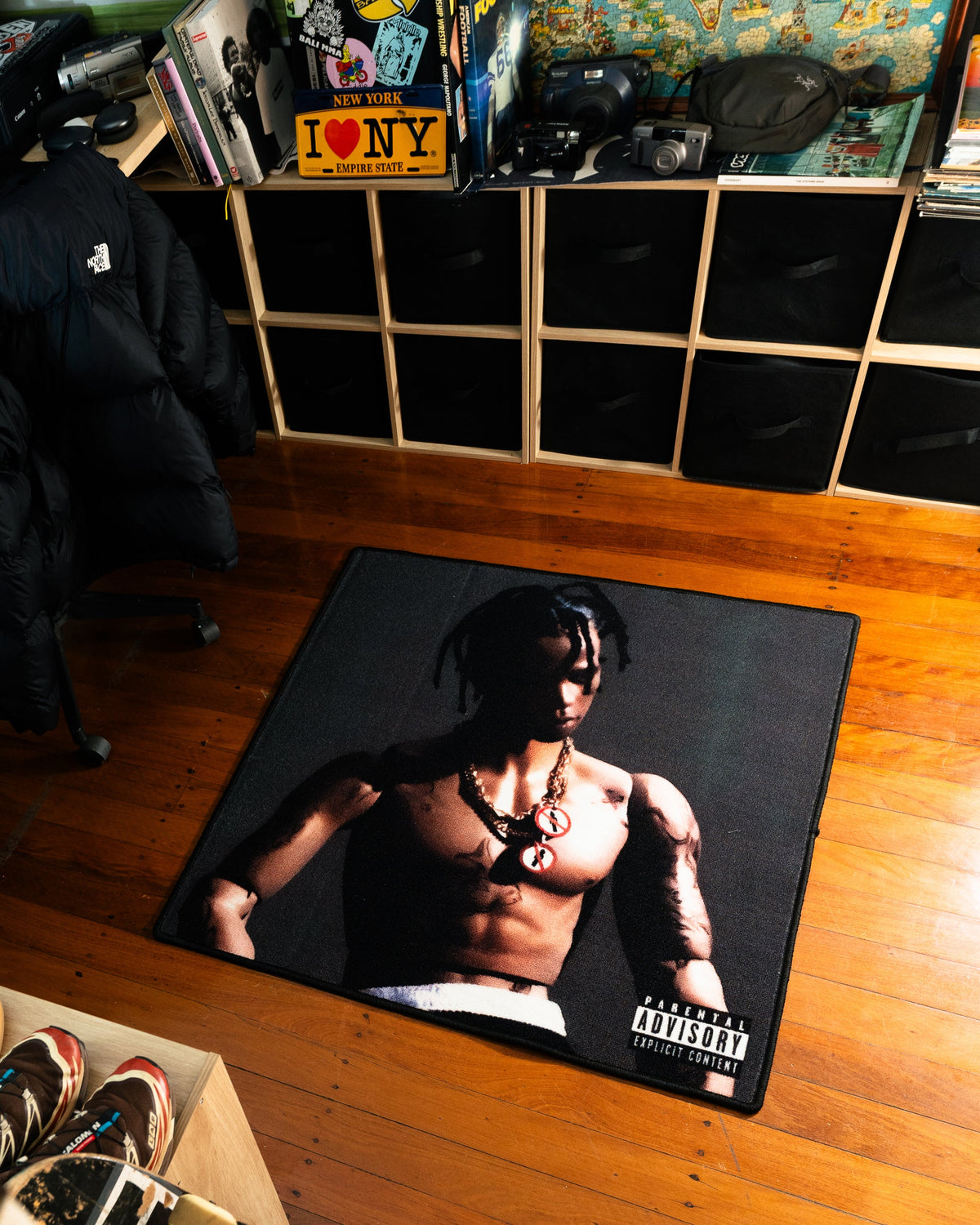 Travis Scott Rodeo album rug full view