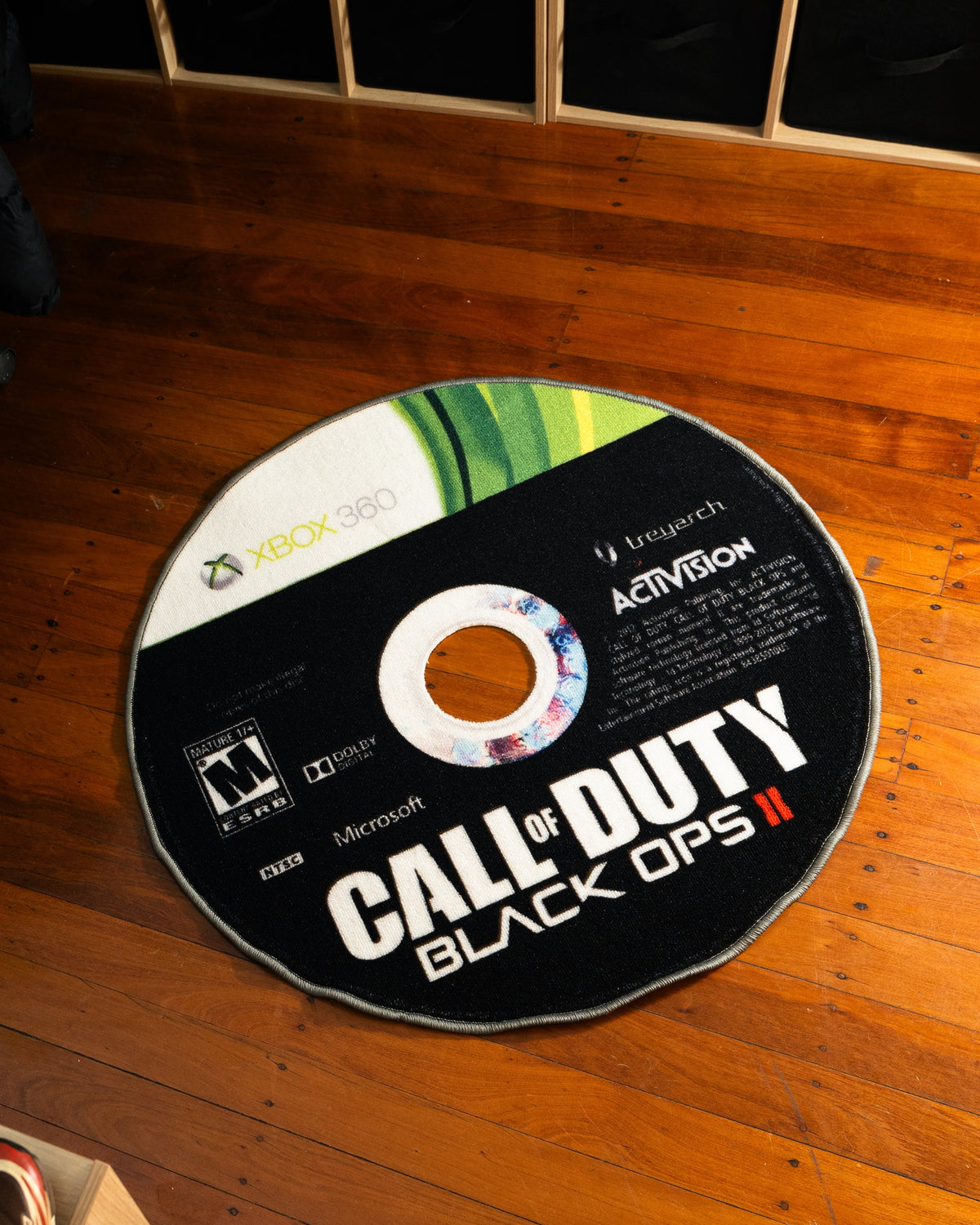 Black Ops II disc rug close up on the printed surface