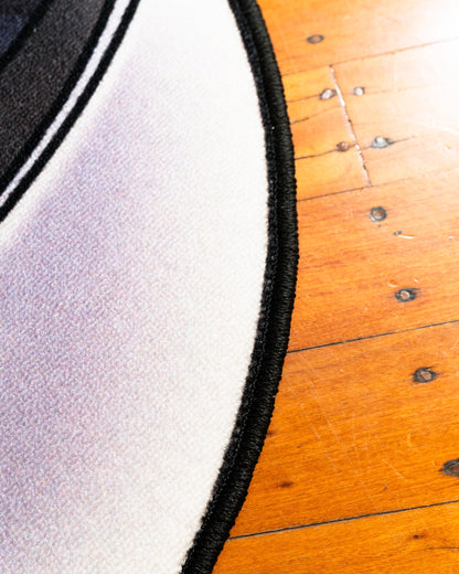 Ultra Ball round rug in a bedroom